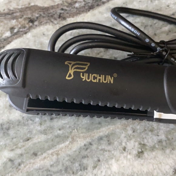 Flat iron - Picture 3 of 6